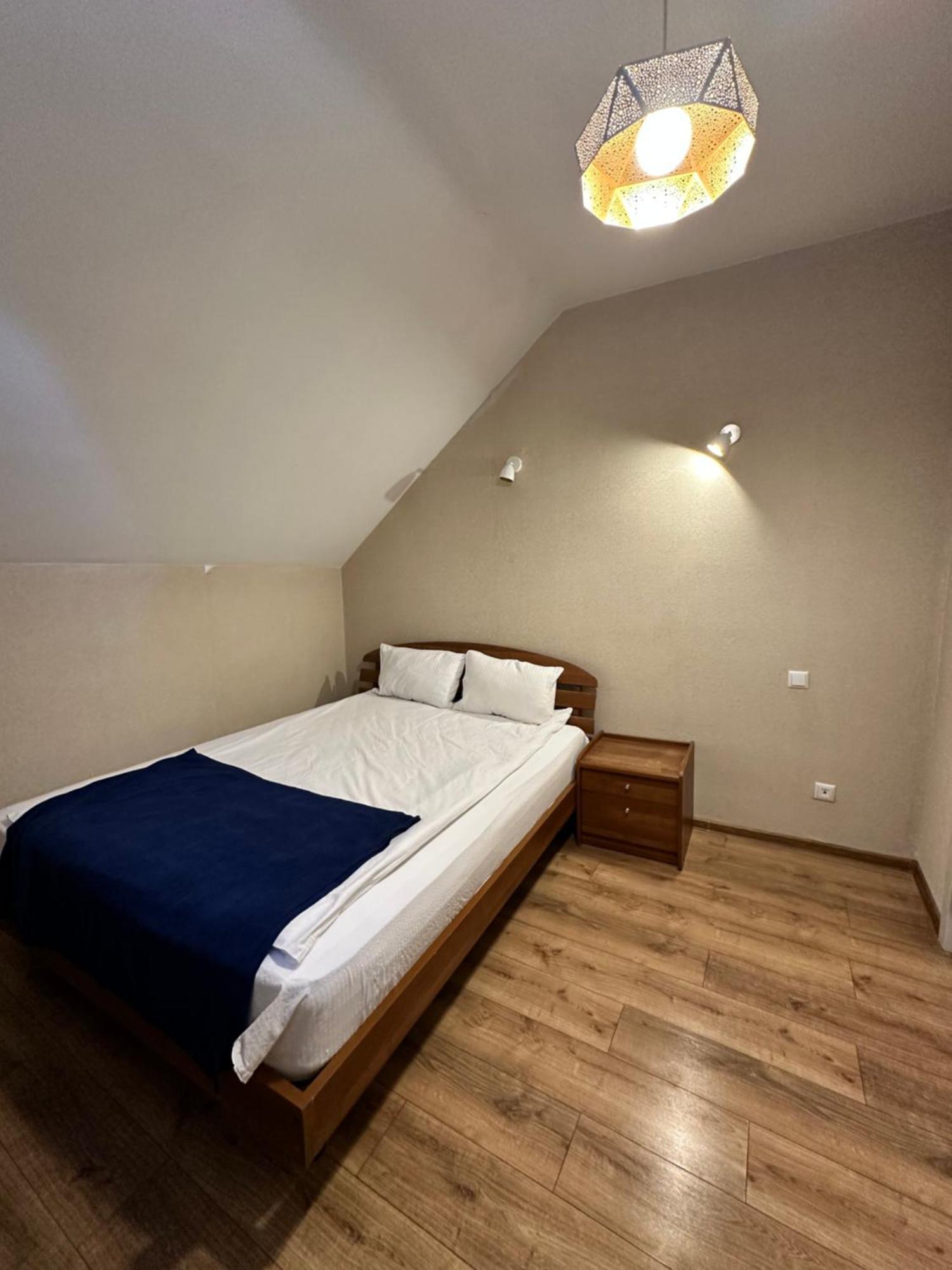 Hotel Lile Tbilisi Esterno foto